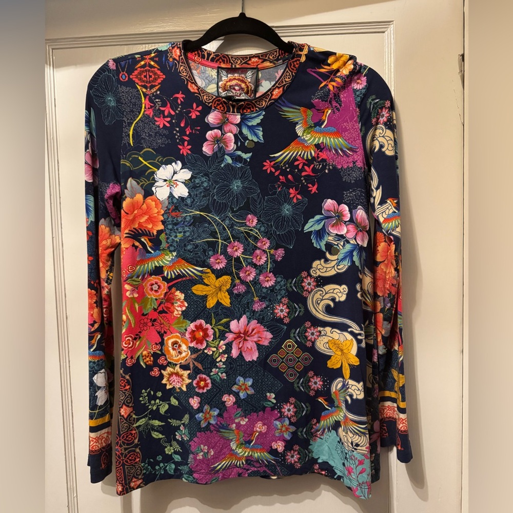 Johnny Was “The Janie Favorite Long Sleeve Crew Neck” Size S